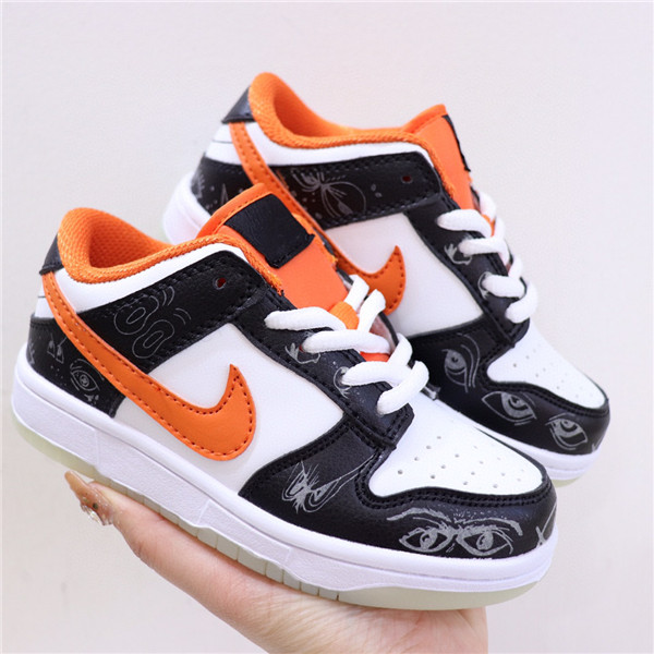 Youth Running Weapon SB Dunk White/Black/Orange Shoes 003